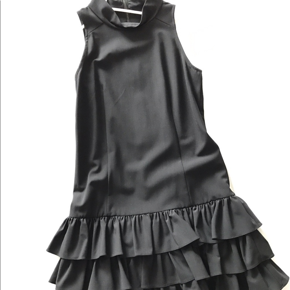 Cynthia Steffe Black Sleeveless Ruffle-Hem Midi Dress